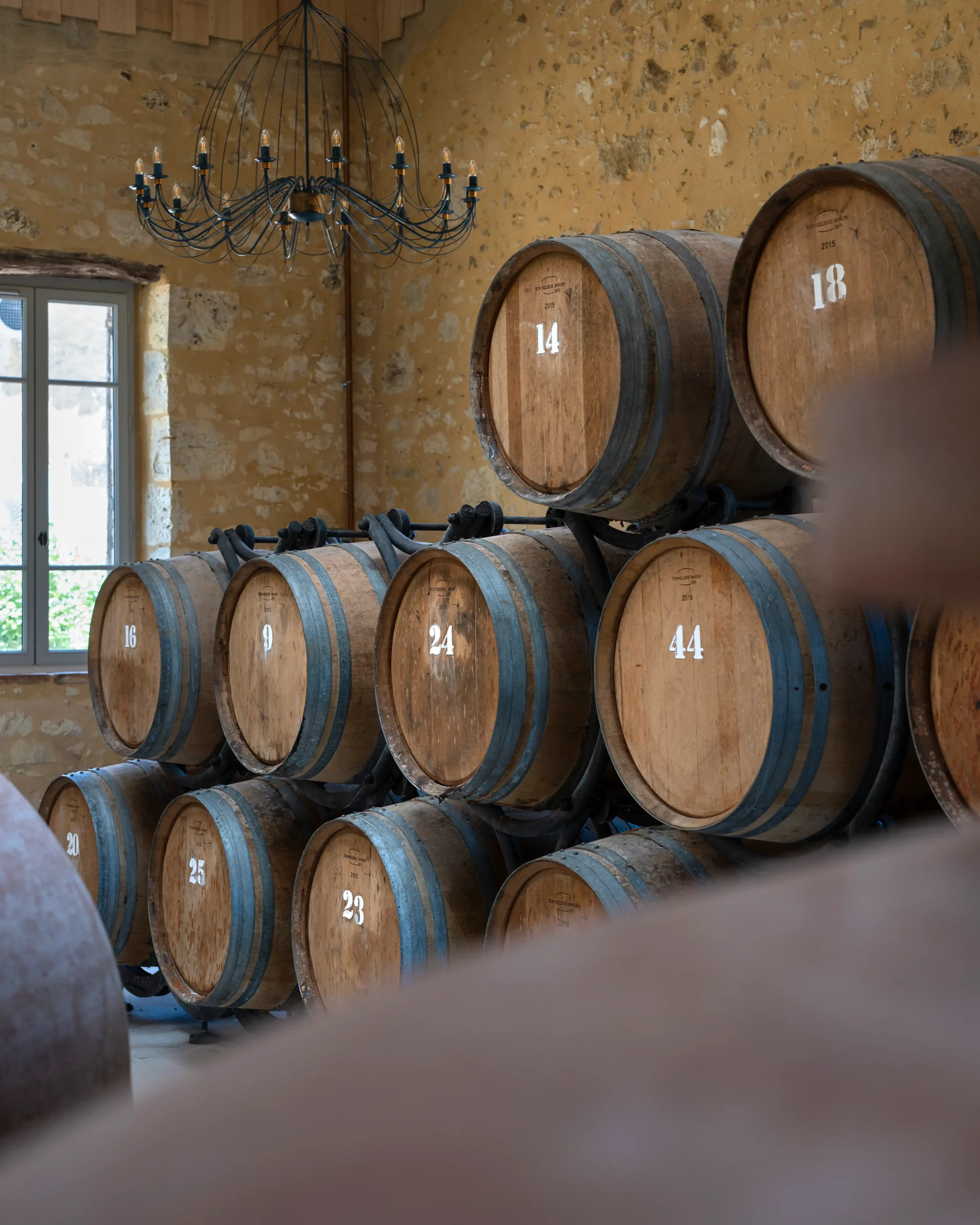 tonneaux-vinaigres-chai-élevage